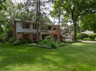 7534 Farmington Ave, Kalamazoo, MI 49009