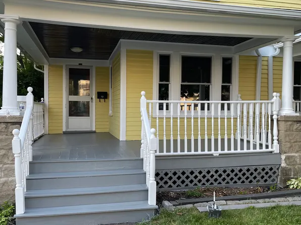 834 Thomas St #834, Stroudsburg, PA 18360