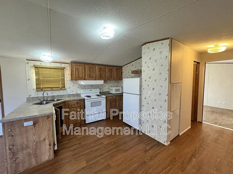 10323 County Road 2301