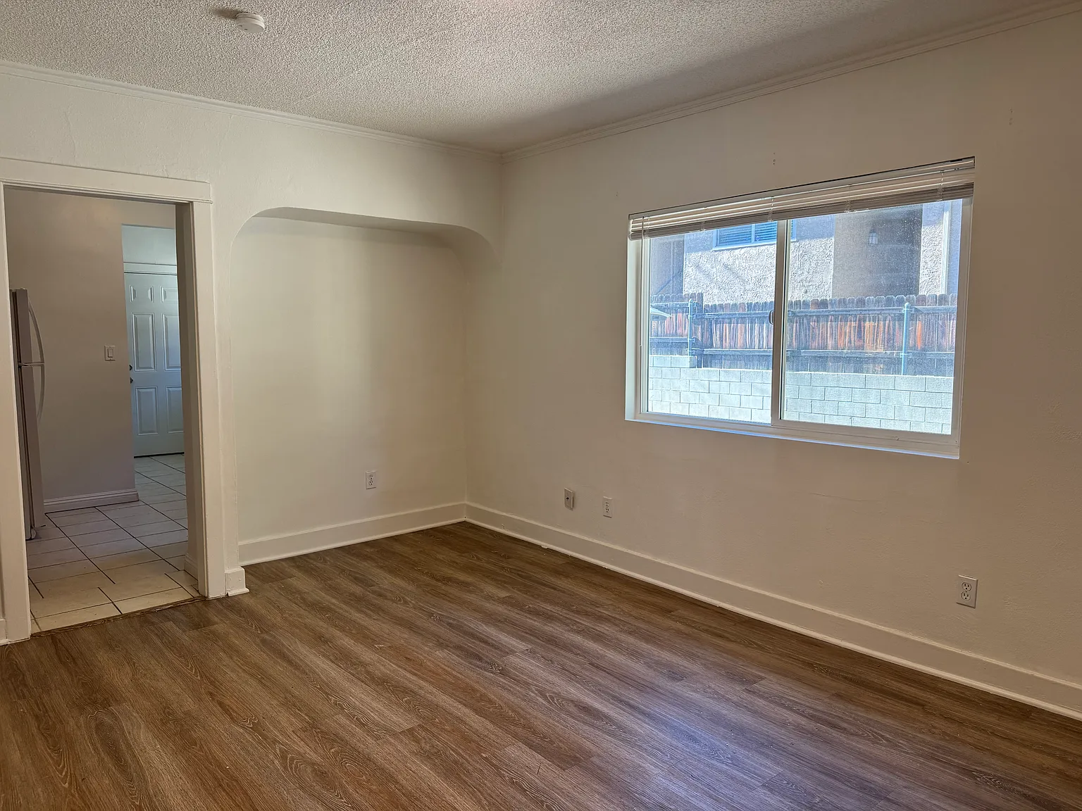 2 bed, 662 sqft, $2,850 — Photo 3