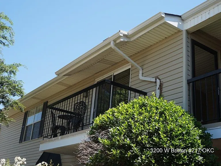3200 W Britton Rd #217 — Photo 2