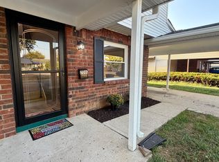 2060 Flourishing Dr, Columbus, IN 47201