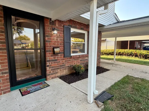 2060 Flourishing Dr, Columbus, IN 47201