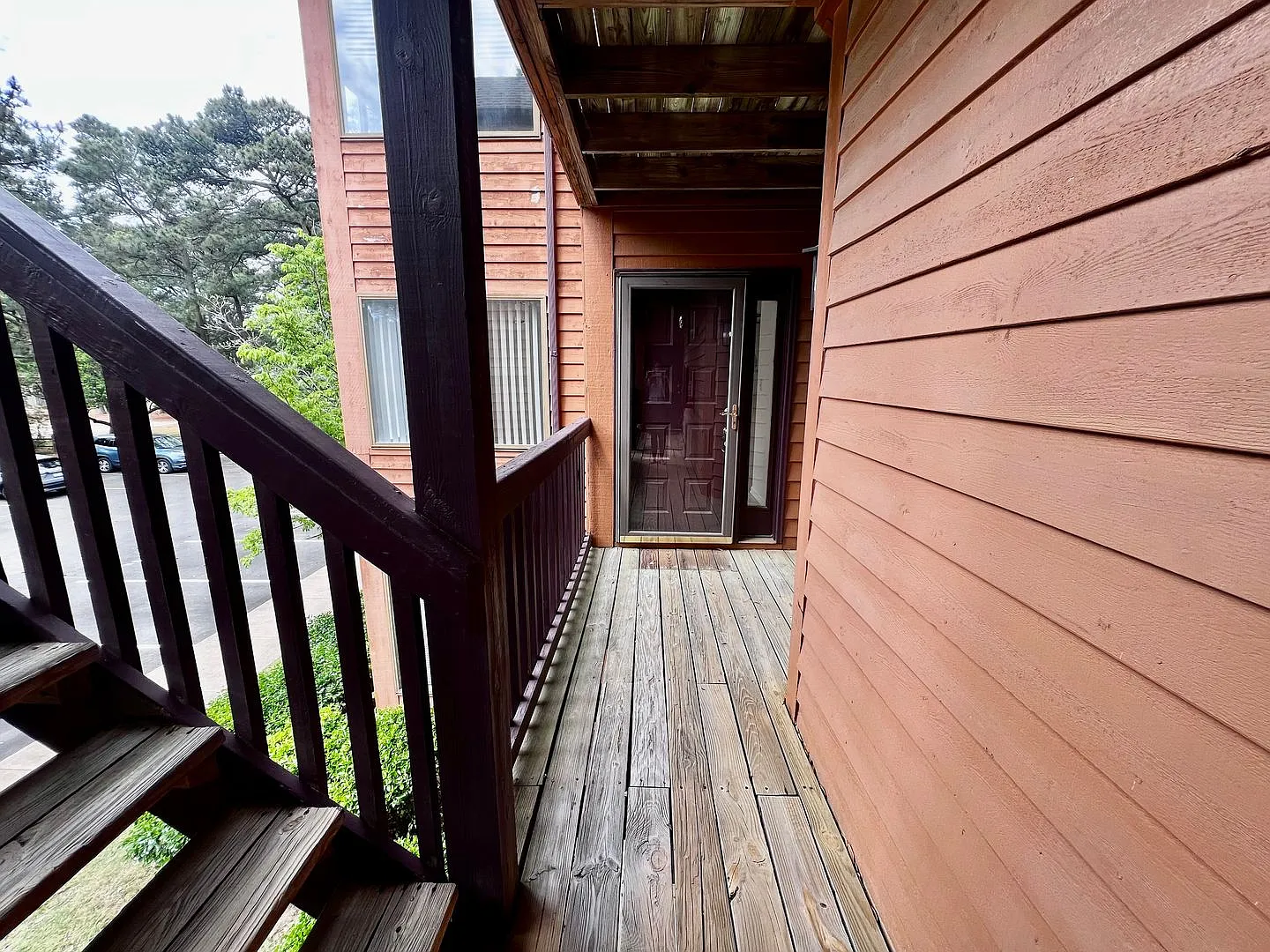 Gorgeous Condo right off Shore Dr, a street over from Beach Access!! — Photo 3