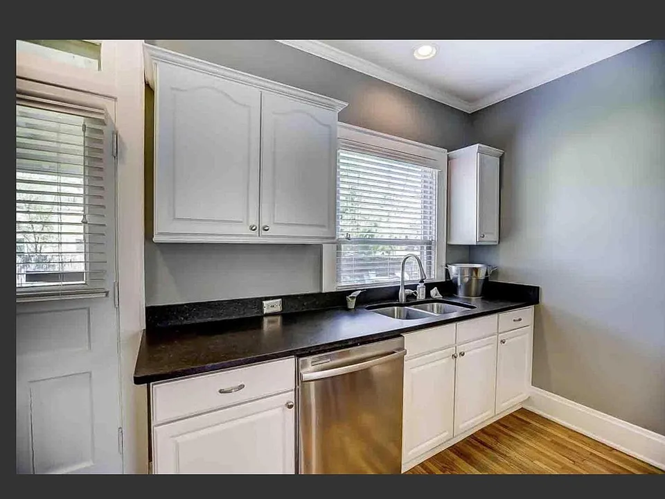 Newer electric dishwasher