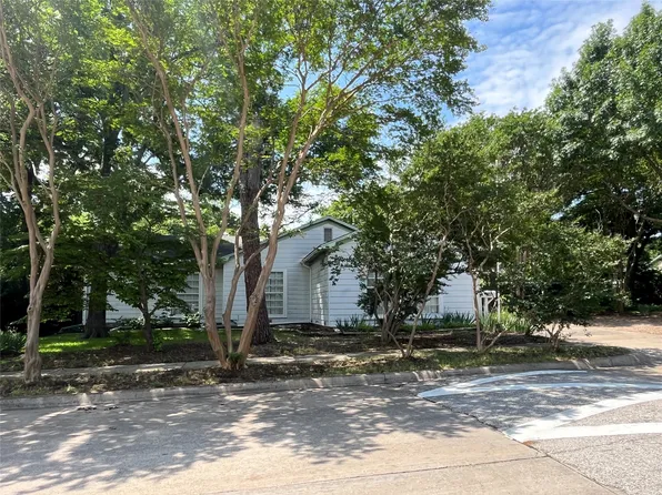 400 Edgefield Dr, Garland, TX 75040