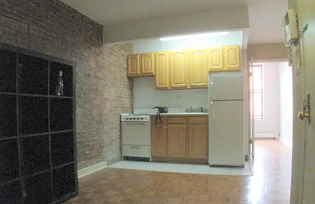 Rented by Uptown Property Group | media 4