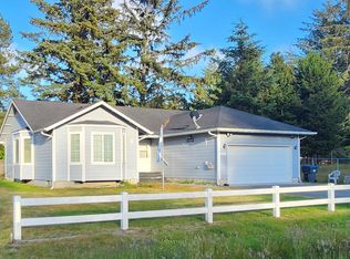 868 Mount Olympus Ave SE, Ocean Shores, WA 98569