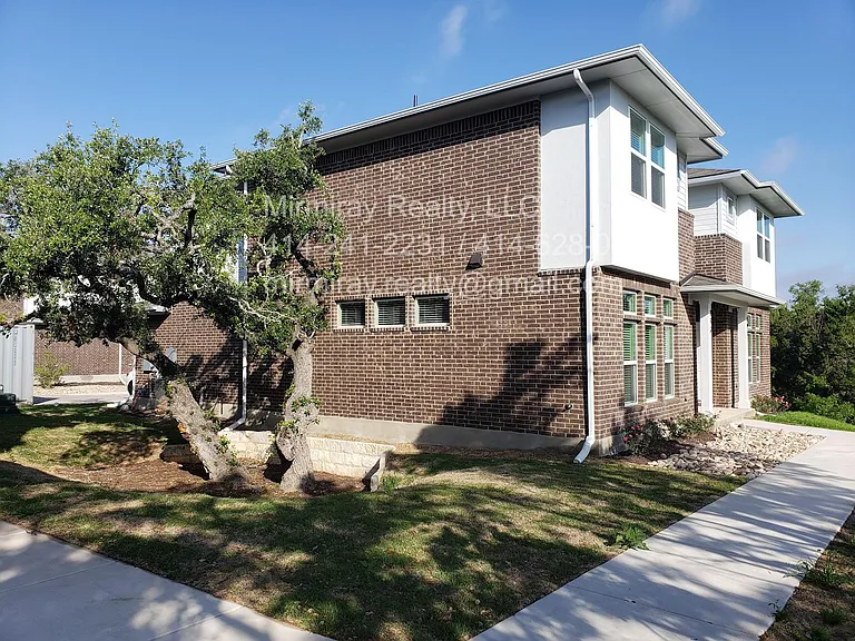 605 W South St #191 — Photo 2