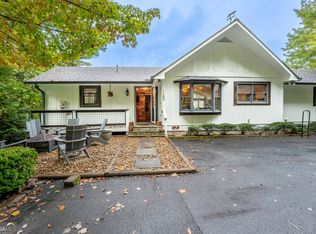 1154 Saddleback Cir, Dillard, GA 30537