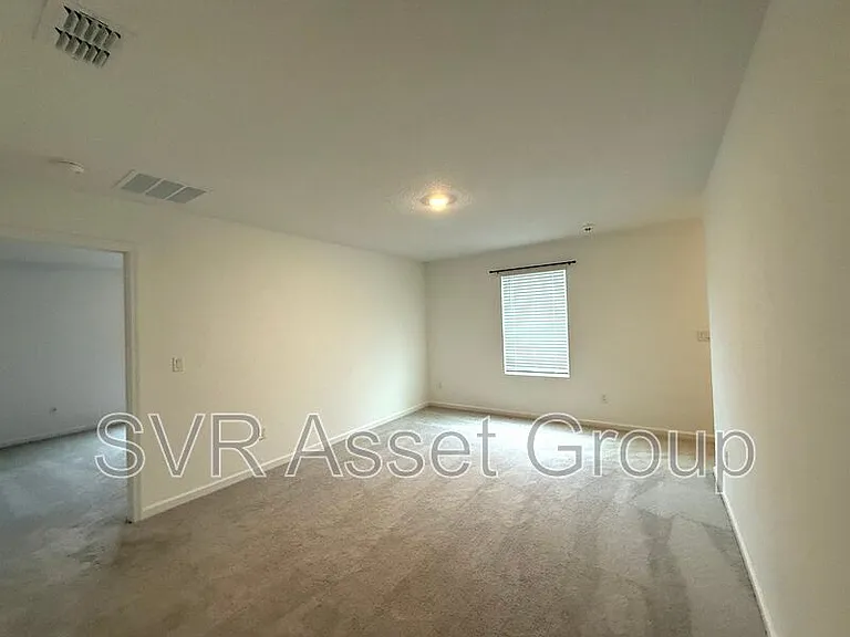 3528 Mildred Way — Photo 15