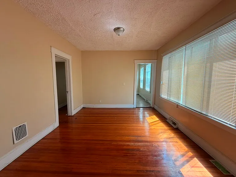 107 Sheffield Ave #1B — Photo 5