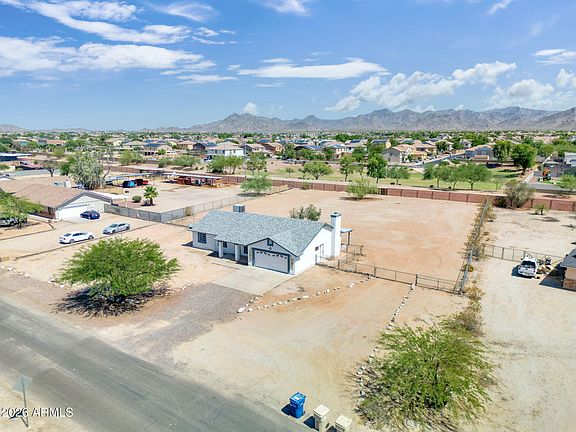 3rd image of 22512 W HILTON Avenue