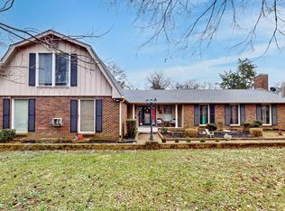 1305 Hill Lakes Ln, Lebanon, TN 37090