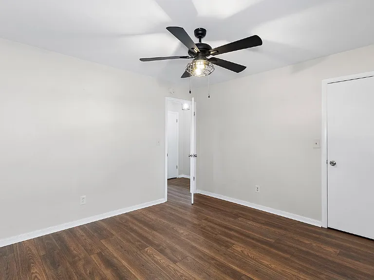 735 W Ocean View Ave #A — Photo 17