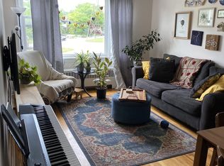 54 Centennial Blvd #5, Ottawa, ON K1S0M9