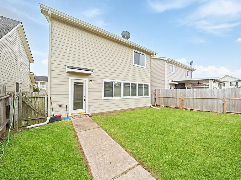 20931 Walder Ct — Photo 38