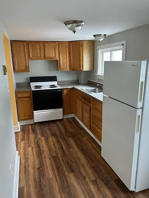 1 bed, 450 sqft, $1,650 — Photo 3