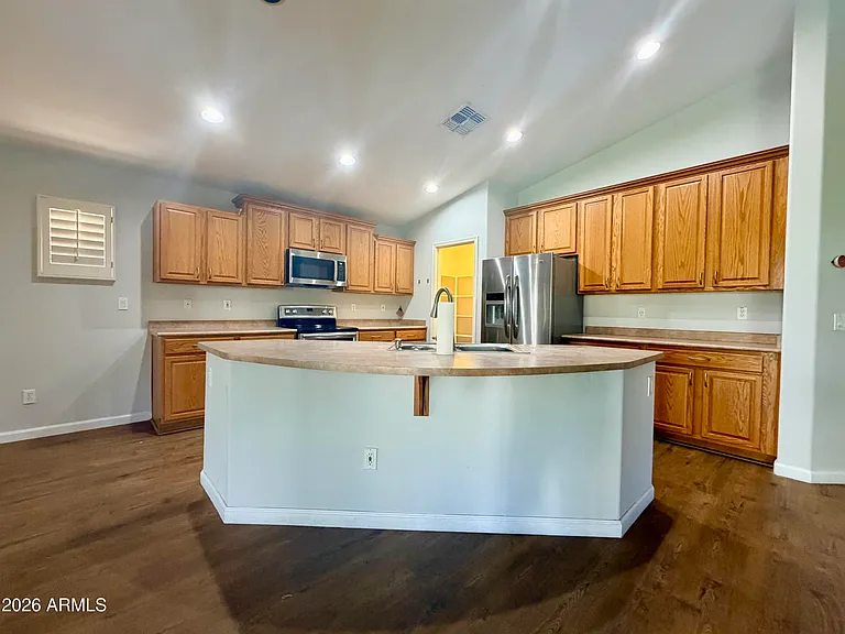 3094 S Martingale Rd — Photo 4
