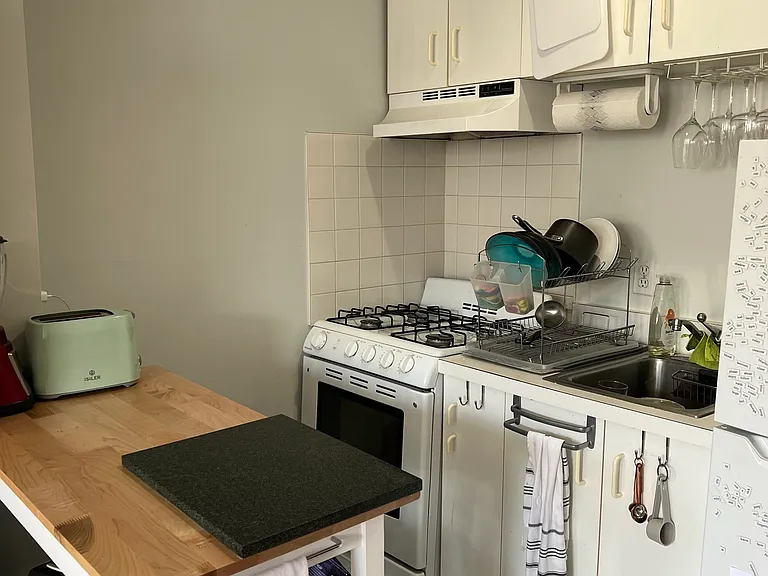 548 Columbus Ave #5 — Photo 18