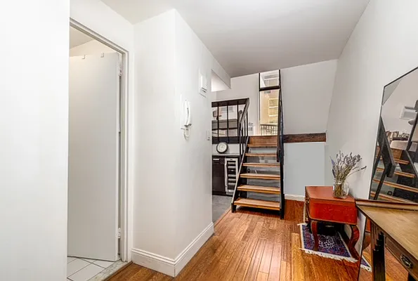 Sold by Compass | media 4