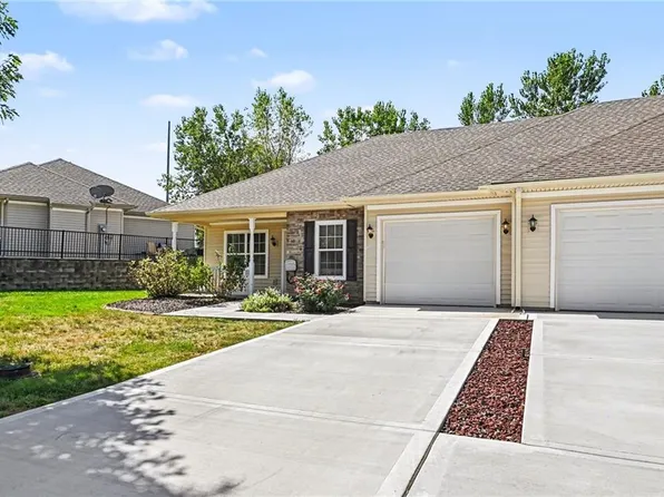 2112 N 114th Ter, Kansas City, KS 66109