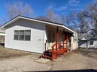 2142 S Ida St, Wichita, KS 67211