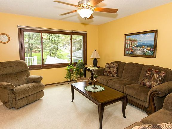 5th image of 3020 Meyer Ct
