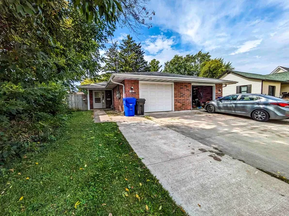 1325 N Division St, Appleton, WI 54911