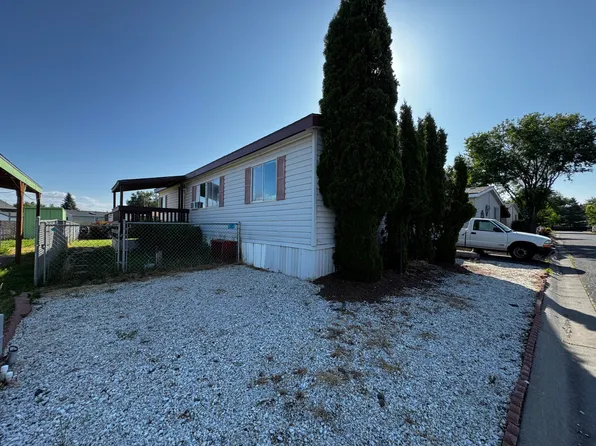 1663 Greensprings Dr Space 18, Klamath Falls, OR 97601