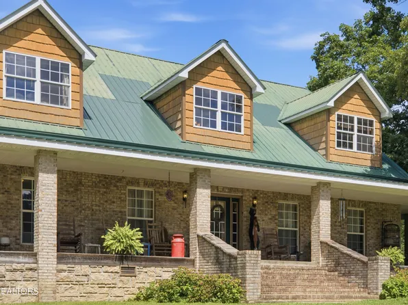 2020 Deermont Rd, Oakdale, TN 37829