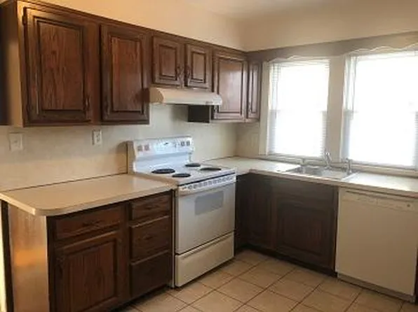 (undisclosed Address), Worcester, MA 01602