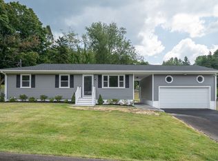 44 Benz St, Ansonia, CT 06401