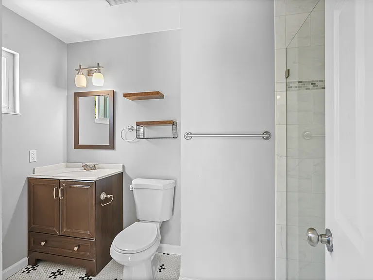 2869 Fairfax Ct — Photo 11