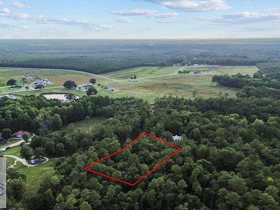 4th image of 18 Red Oak Dr