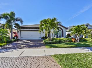 6532 Park Strand Dr, Apollo Beach, FL 33572