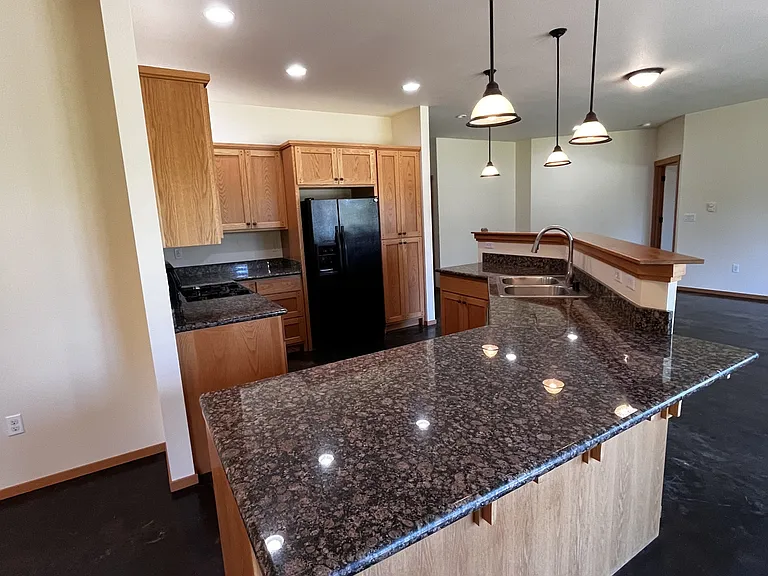 251 W Berry Ridge Rd — Photo 10