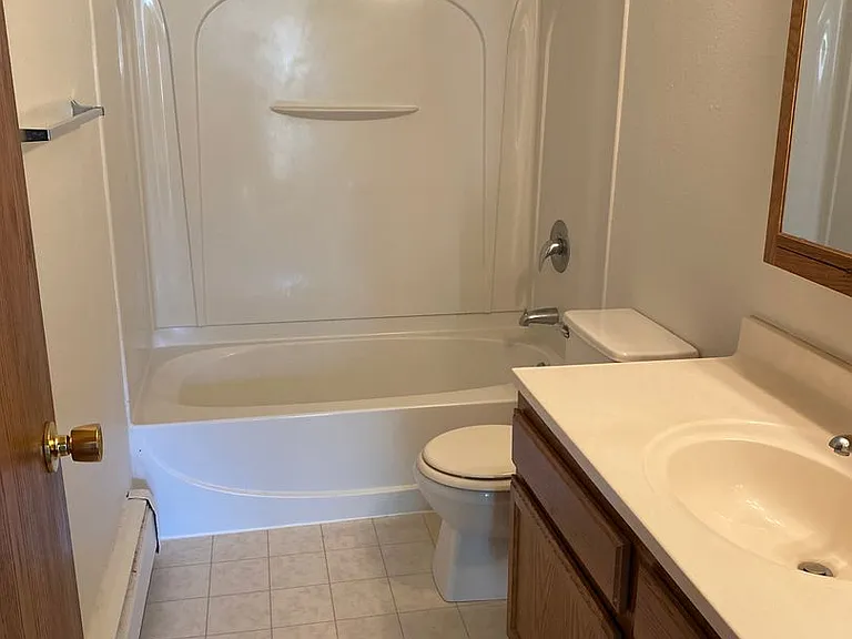 BK- Emerald 904 Apartment — Photo 4