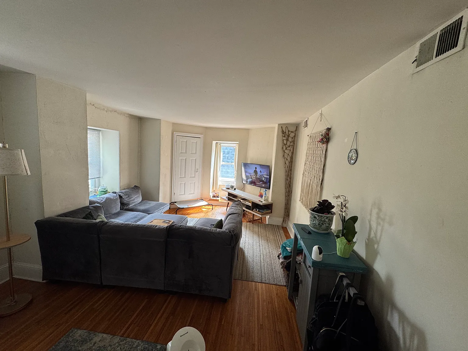 2 bed, $1,345 — Photo 3