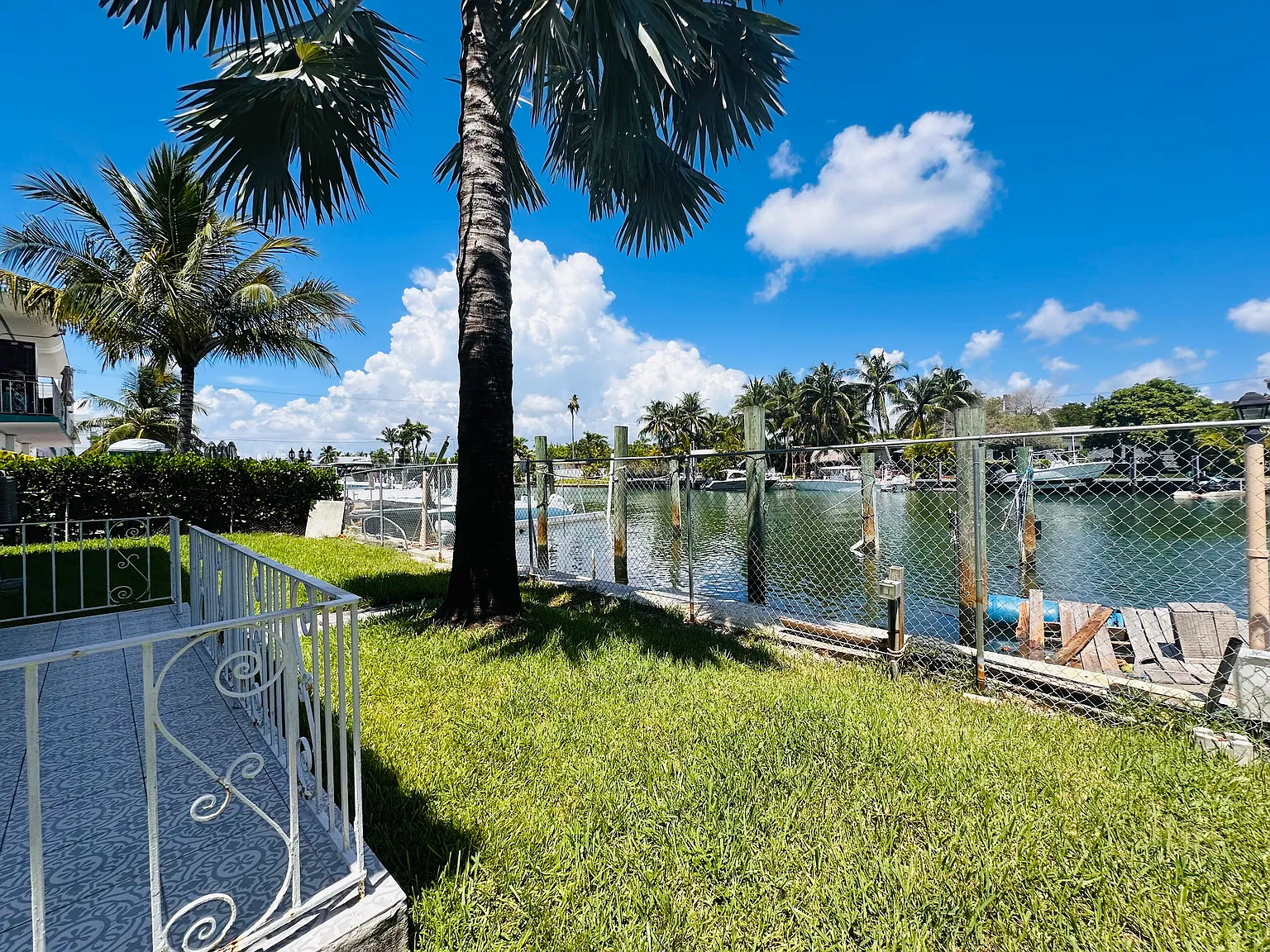 2 bed, 1100 sqft, $2,750 — Photo 1