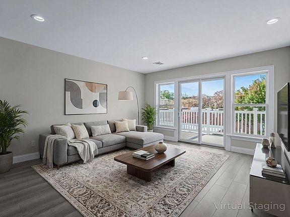 3rd image of 110 School St #7