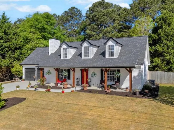 241 Fox Run, Loganville, GA 30052