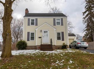 19 Bowers St, Manchester, CT 06042