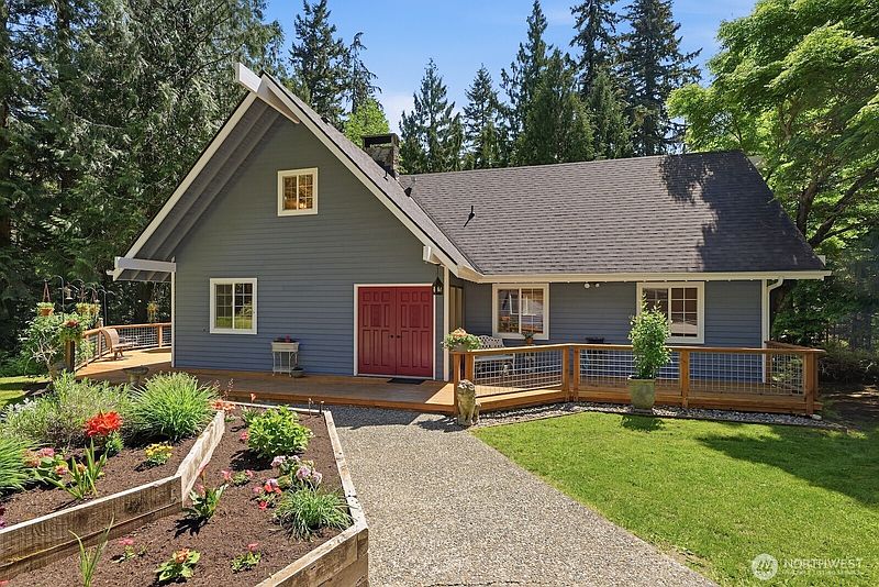 2nd image of 6922 232nd Avenue NE