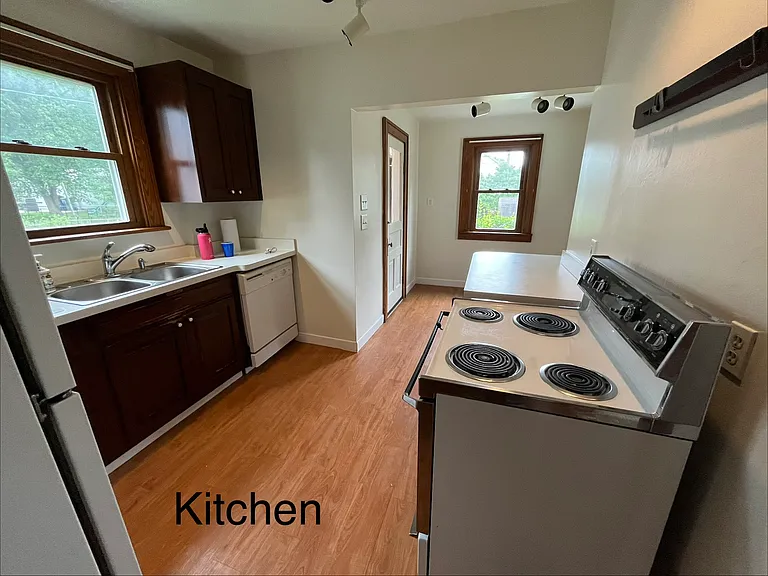 159 E Lakeview Ave — Photo 6
