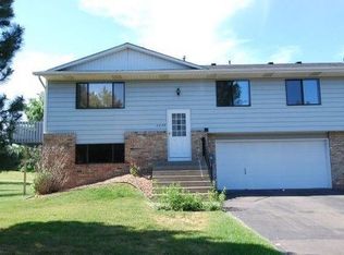 2628 Ivy Ave E, Maplewood, MN 55119