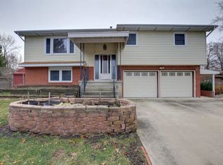 914 Illinois Ct, Rantoul, IL 61866