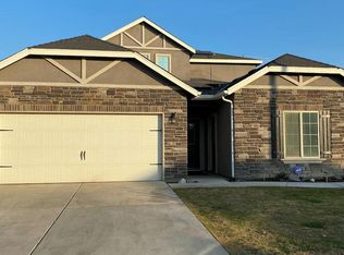 2260 N Shady Street, Visalia, CA 93291