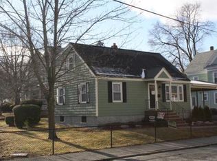 41 Hoyt Ave, Lowell, MA 01852