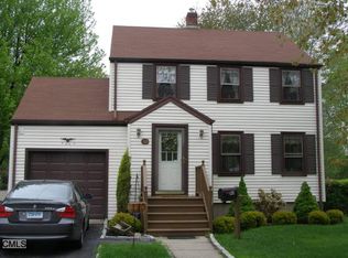 42 Monroe St, Stratford, CT 06614